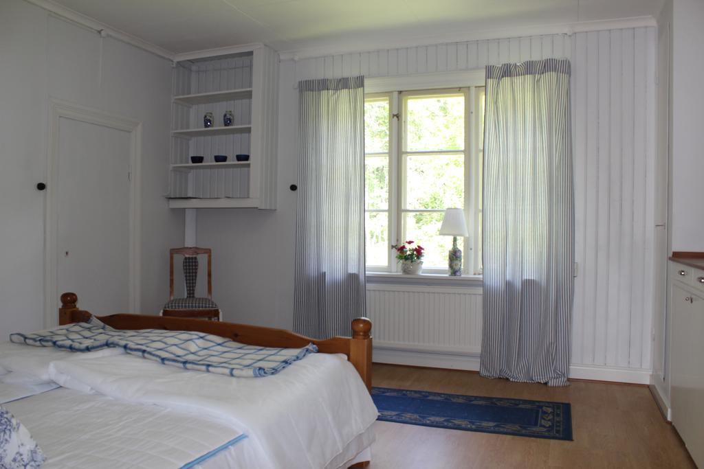 Dohnafors Sommarhem Hostel Askersund Room photo
